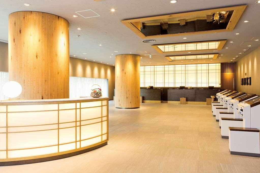 Shinjuku Washington Main 4*